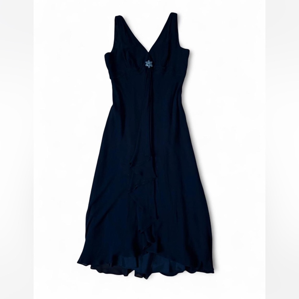 Maggy London Black 100% silk V-Neck Dress